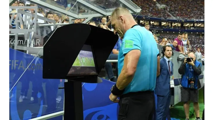 Néstor Pitana y el VAR en Rusia 2018.