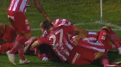 Todo San Martín festeja un triunfo de oro.