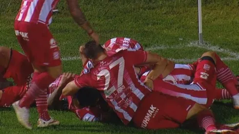 Todo San Martín festeja un triunfo de oro.