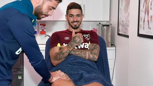 Las redes enloquecen con el abrigo del perro de Lanzini