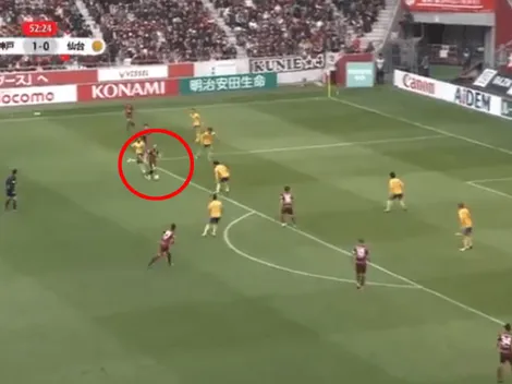 Siempre tan crack: Iniesta metió una pared y la clavó en el ángulo