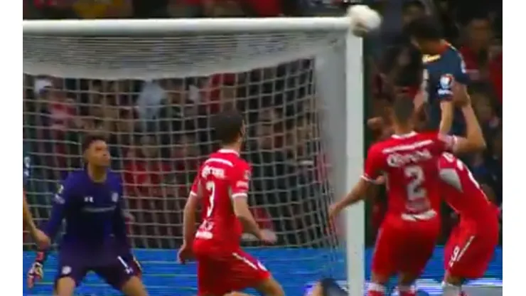 Valdez saltó hasta el cielo y volvió a darle la ventaja a América