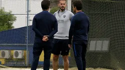 Se empieza a definir la alineación de Boca para visitar a Independiente por la Superliga