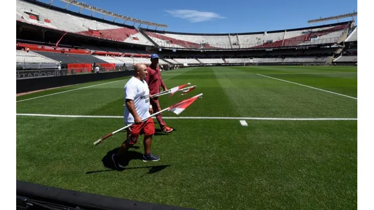¿SE MUDA LA FINAL? El Monumental quedó vacío tras la suspensión (Foto: Getty).