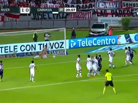El arquero de Gimnasia le regaló un gol al Pity Martínez y gana River