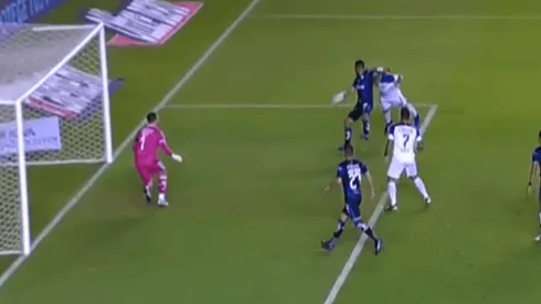 Ni el VAR impidió el gol de Pablo Aguilar para Cruz Azul