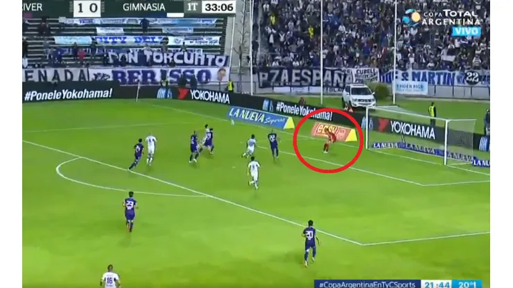 Armani dudó, rechazó mal y Faravelli lo empató para Gimnasia ante River