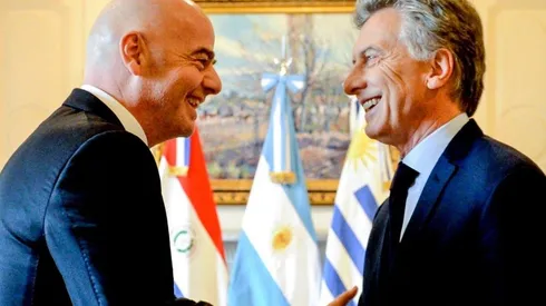 Macri se mete en la definición de la Libertadores y hablará con Infantino