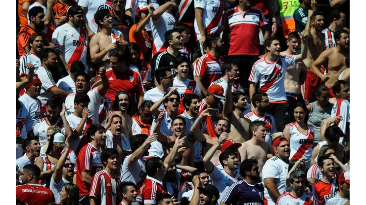 La hinchada de River ovacionó a Gallardo