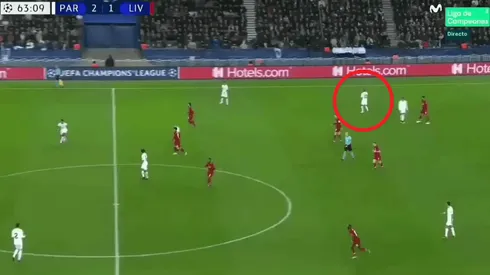 Neymar quiso levantar a la afición del PSG, perdió el balón ¡y lo silbaron!