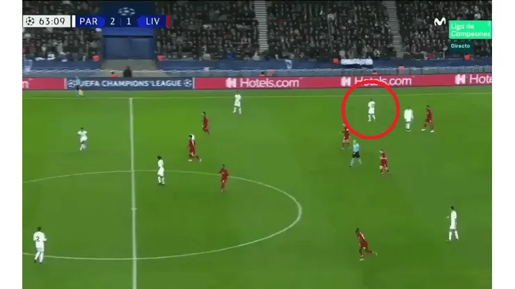 Neymar quiso levantar a la afición del PSG, perdió el balón ¡y lo silbaron!