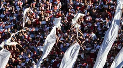 Foto de los hinchas de River en el Monumental.