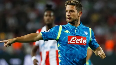 Nápoli vs Estrella Roja por la Champions League.