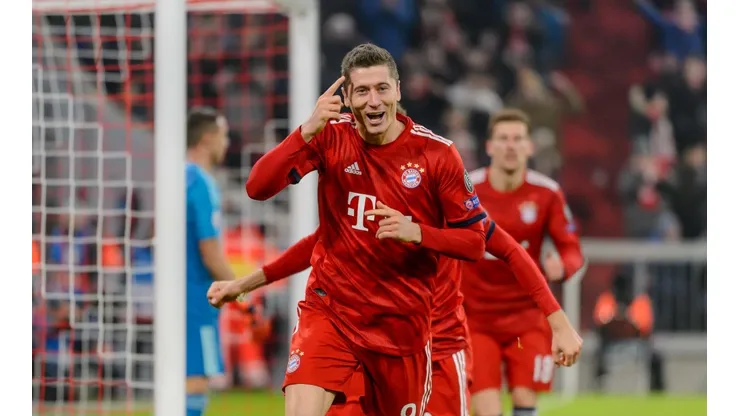 Lewandoski anotó dos goles para la victoria de su equipo