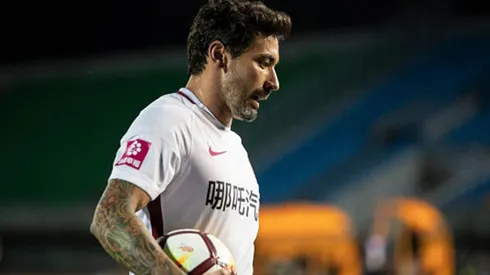 No será Central, pero en la Superliga Argentina ya coquetean con Lavezzi