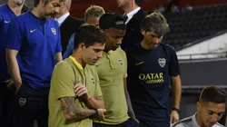 Los futbolistas de Boca dejando el Monumental.