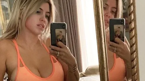 Wanda Nara se puso un vestido totalmente transparente y salió de fiesta con Icardi