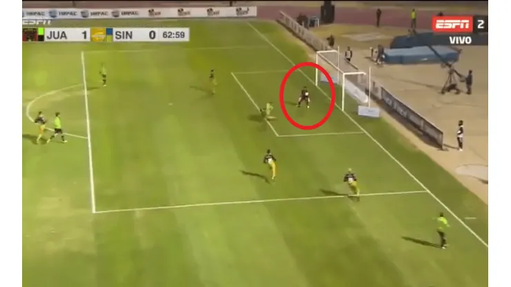 Servio sacó una pelota espectacular.