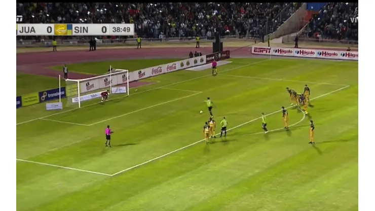 Carrijo puso el 1 a 0.