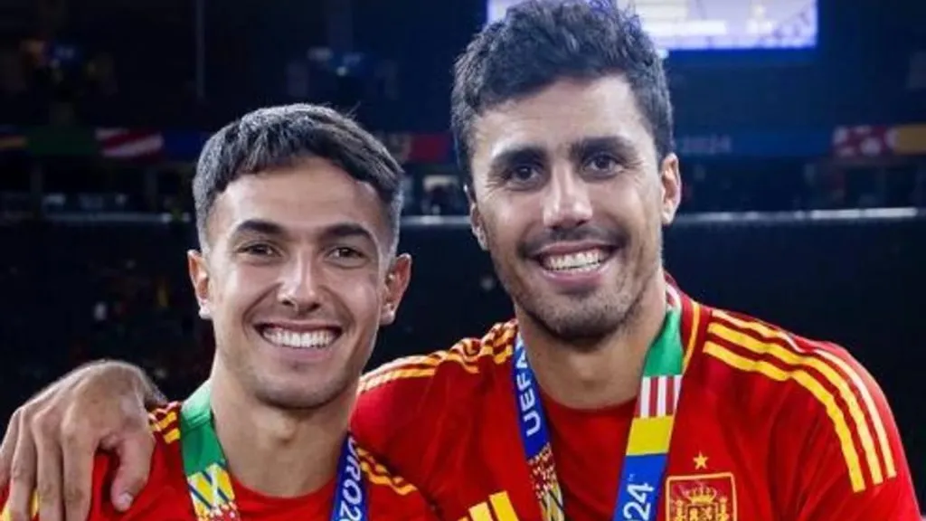 Zubimendi incluso ya sustituyó a Rodri en la final de Eurocopa ganada por España: IMAGO