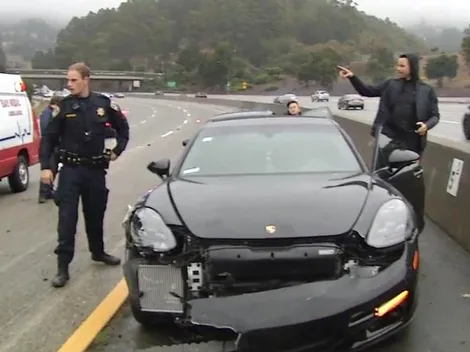 ¡Respiran los Warriors! Stephen Curry sale ileso de un choque múltiple en Oakland