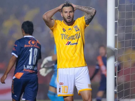 El representante de Gignac habría hecho una maniobra muy sucia para que Tigres le renueve al jugador