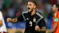 Icardi metió su primer gol y continúa festejando su debut en las redes con Argentina