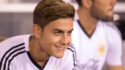 Dybala metió un look tremendo al irse del país