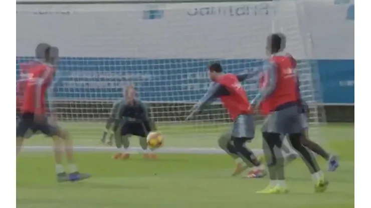 ¿Quedó manija por la Selección? El show de Messi en la práctica del Barcelona