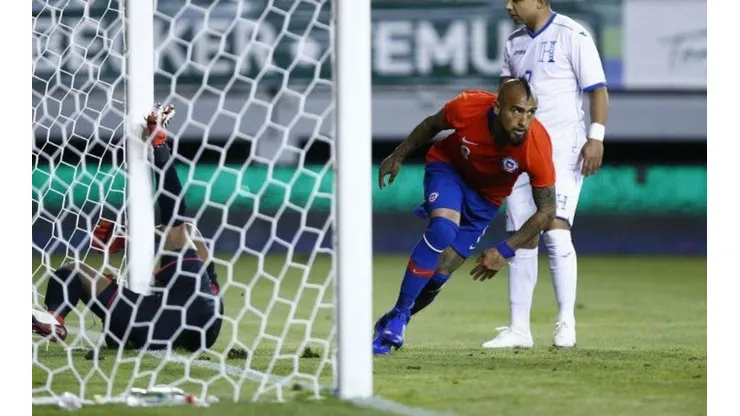 Para que vea Barcelona: el gol tempranero de Vidal con Chile