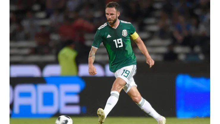 Layún tiró más leña al fuego.
