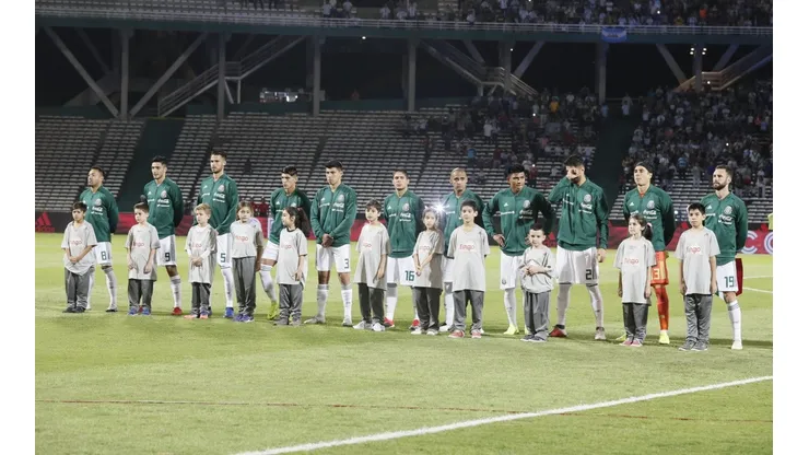 Araujo, otra baja en el Tri.