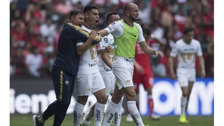 González y Mora son dos armas muy fuertes de Pumas en ataque.