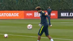 Ney tiró magia en la práctica.