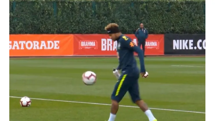 Ney tiró magia en la práctica.
