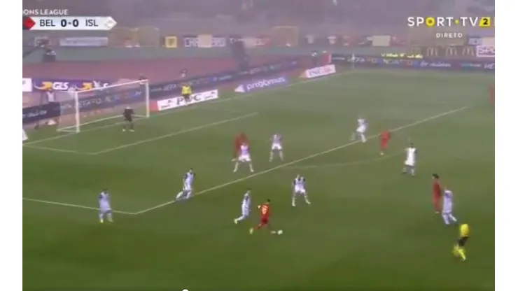 Solo lo vio Hazard: el pase imposible del que todos hablan para el gol de Bélgica