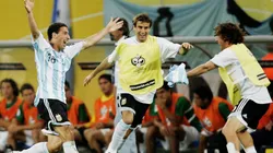 Maxi Rodríguez le anotó uno de los goles más dolorosos a México.