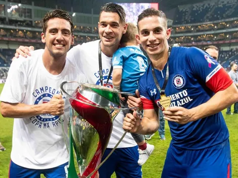Está loco: Caraglio inmortalizó en su piel la Copa MX que consiguió con Cruz Azul