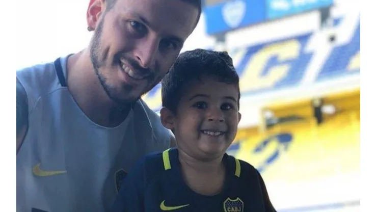 El disfraz del hijo de Benedetto que celebraron los hinchas de Boca