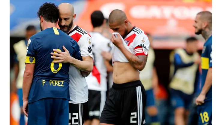 Foto de los jugadores de River y Boca.