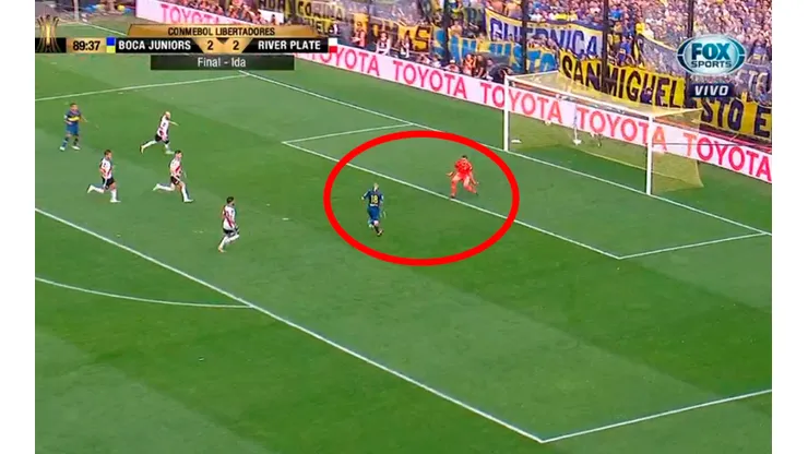 ¡Tévez lo dejó solo a Benedetto cuando no faltaba nada y Armani se vistió de héroe una vez más!