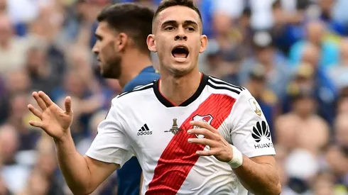 La insólita foto de Santos Borré Modo Dragon Ball en plena Bombonera