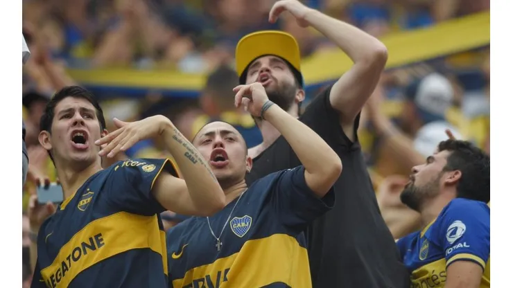 Hubo "regalito" de los hinchas de Boca a los suplentes de River