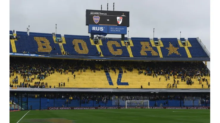 La Bombonera esperará un día más por el Superclásico.