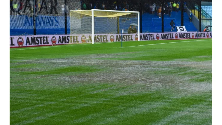 Foto del campo de juego de la Bombonera.