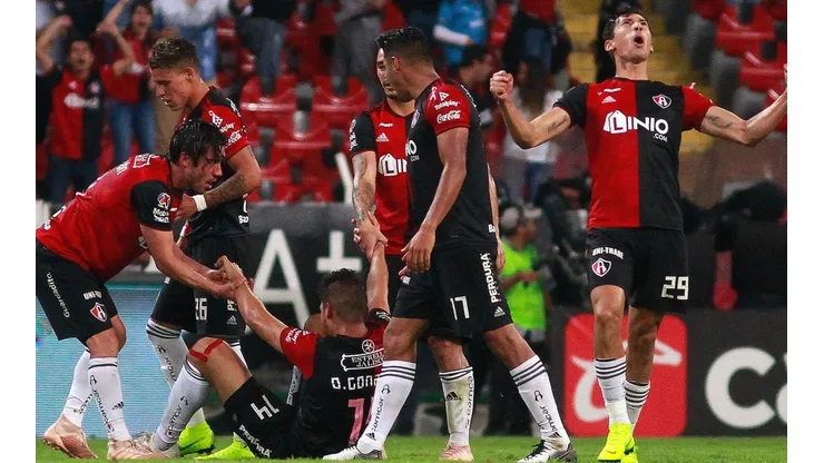Pinilla y Boselli podrían llegar al Atlas.