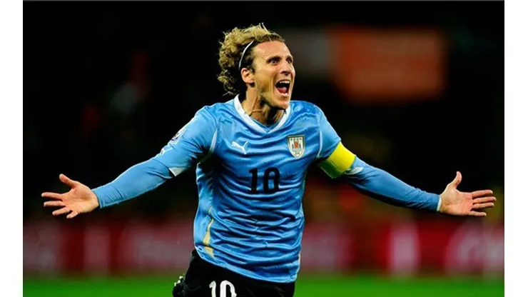 Forlán podría terminar su brillante carrera en México en 2019