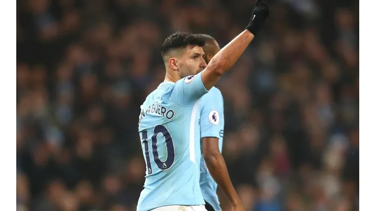 Sergio Agüero con la camiseta de Manchester City.