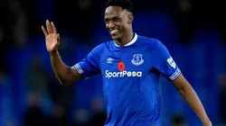 Yerry Mina con la camiseta de Everton.