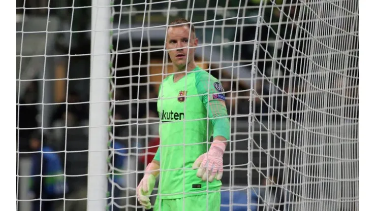 Iba en el metro de Barcelona ¡y se encontró a ter Stegen!